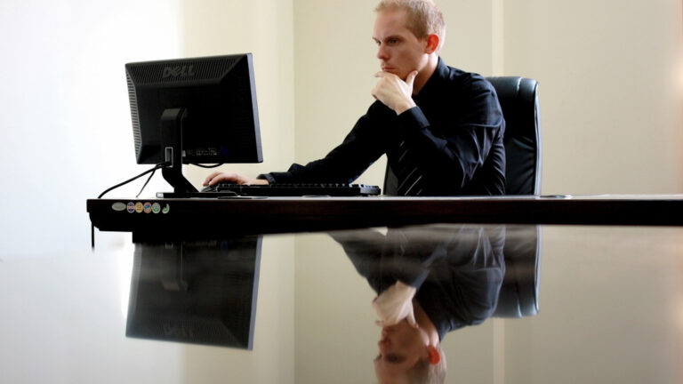 Comment se former pour devenir expert immobilier ?